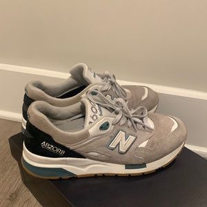 Vintage new balance sneakers